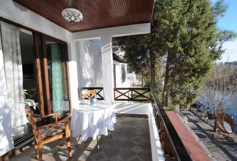 Sviitti King-vuode, Beyaz Ev Agva Adult Only +15