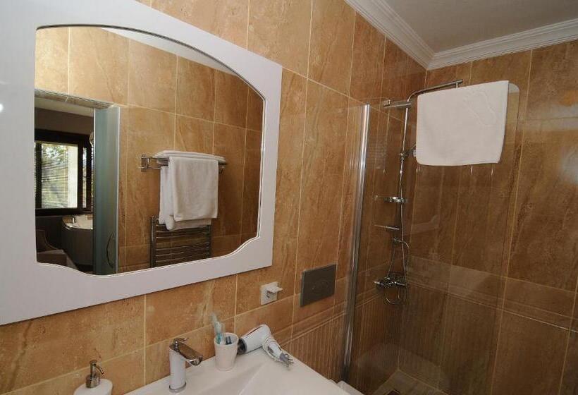 מיטת קינג בסוויטה, Beyaz Ev Agva  Adult Only +15