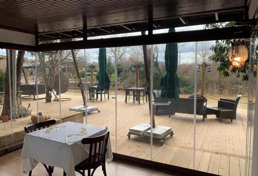 חדר דלוקס עם מיטת קינג, Beyaz Ev Agva  Adult Only +15