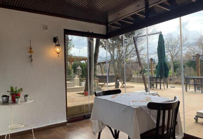 חדר דלוקס עם מיטת קינג, Beyaz Ev Agva  Adult Only +15