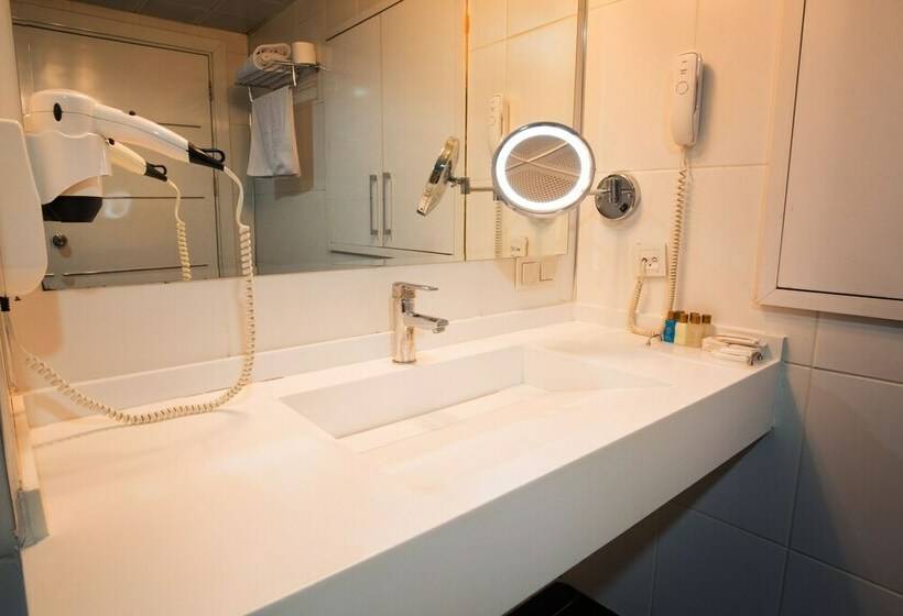 חדר סטנדרט, Cavusoglu Tower