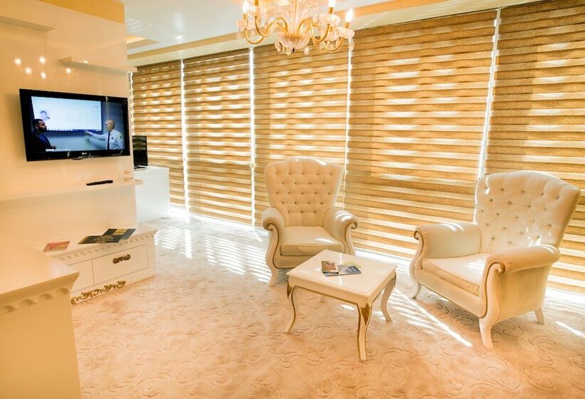 סוויטה, Cavusoglu Tower