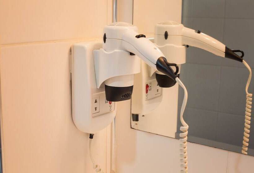 חדר קומפורט, Cavusoglu Tower