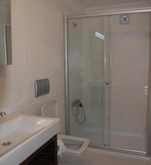 اتاق استاندارد سه نفره, Denizci