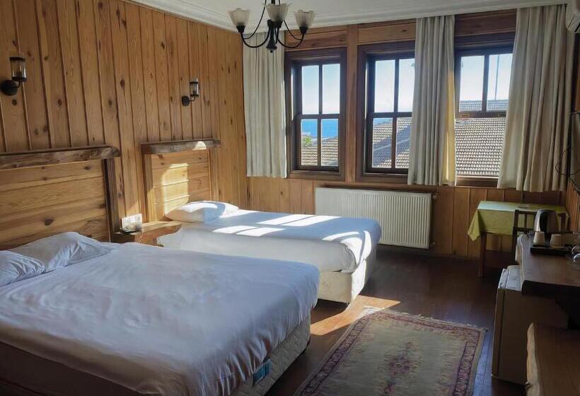 اتاق خانوادگی, Denizci