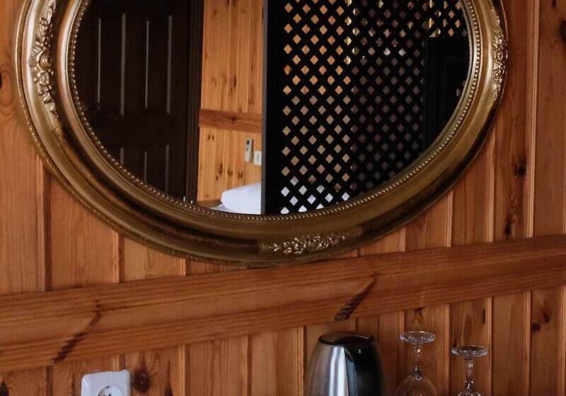 اتاق استاندارد سه نفره, Denizci