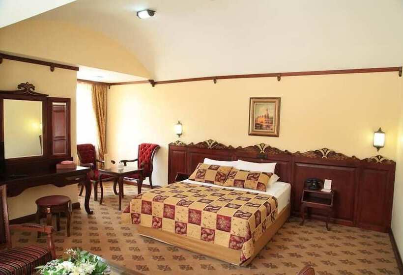 اتاق استاندارد سه نفره, Elruha