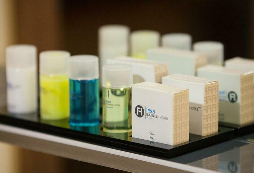 חדר סטנדרט, Fesa Business