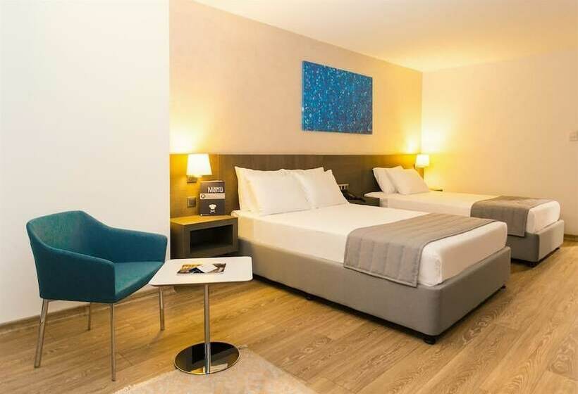 חדר סטנדרט, Fesa Business