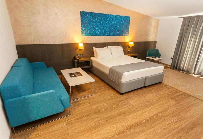 סוויטה, Fesa Business