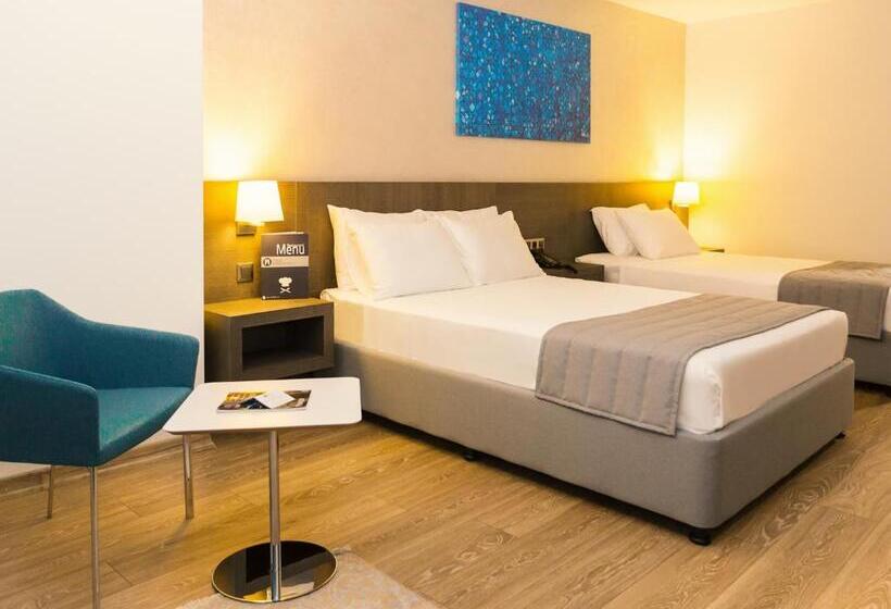 חדר סטנדרט לארבעה, Fesa Business