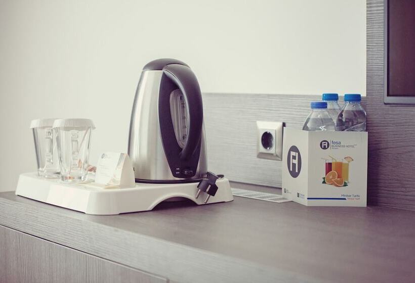 חדר משפחתי, Fesa Business