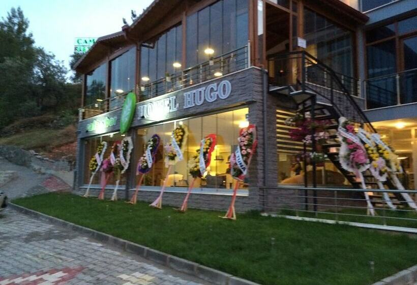 Номер Deluxe Вид на Море, Hugo