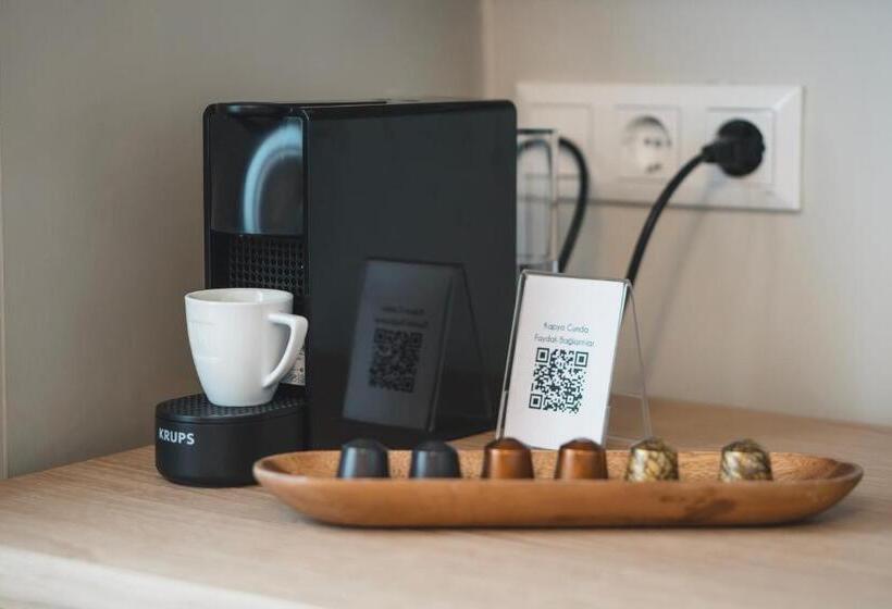 高级套房带海景, Kapya Cunda