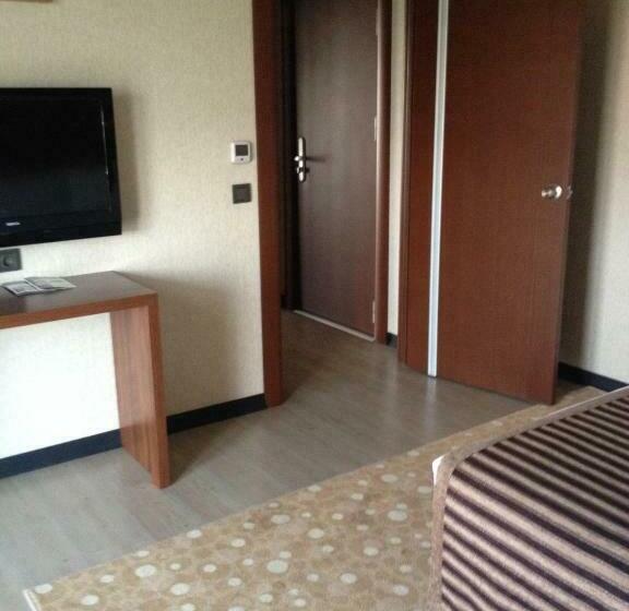 豪华家庭房间, My Liva