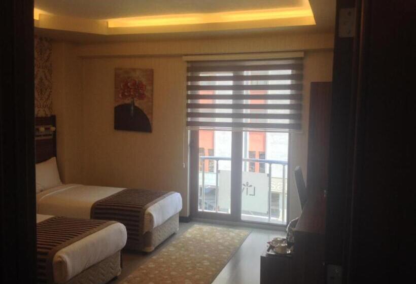 标准三人间, My Liva