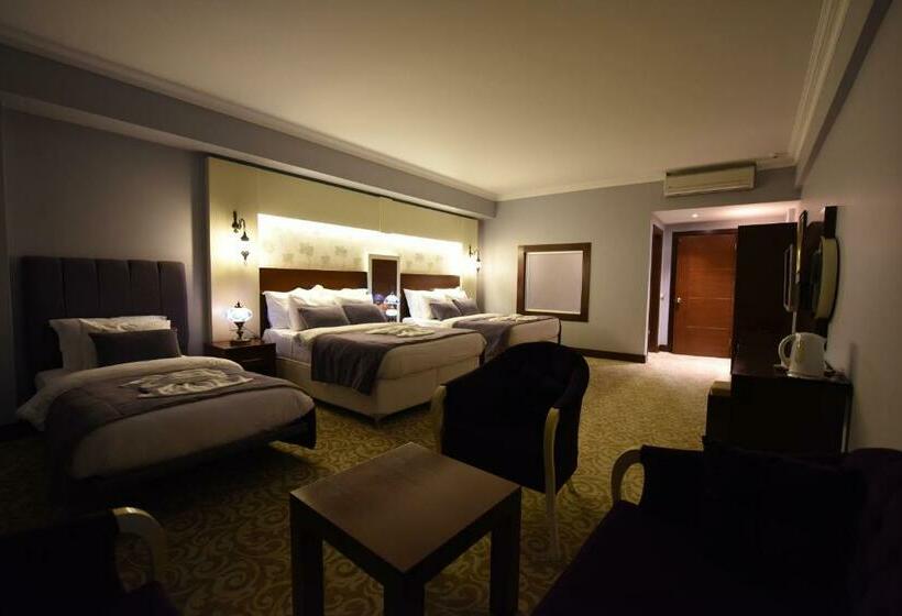 اتاق لوکس چهار تخته, Pamukkale Whiteheaven Suite