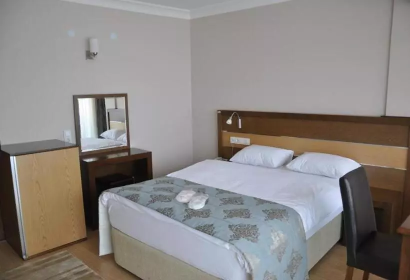 Camera Standard Vista Mare, Perla