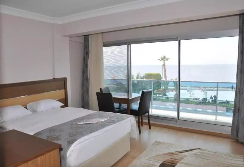 Camera Standard Vista Mare, Perla