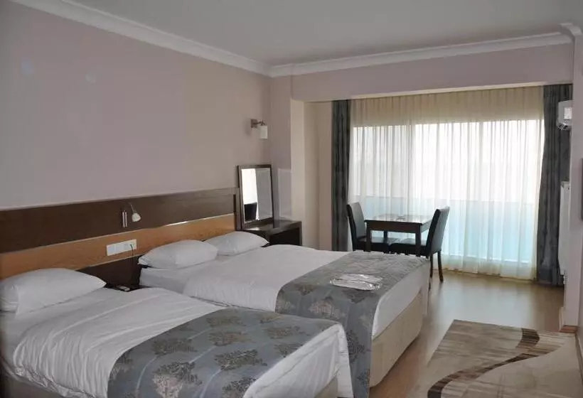 Camera Tripla Standard Vista Mare, Perla