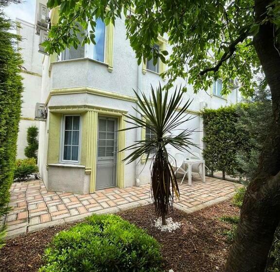 标准间, Senler Boutique