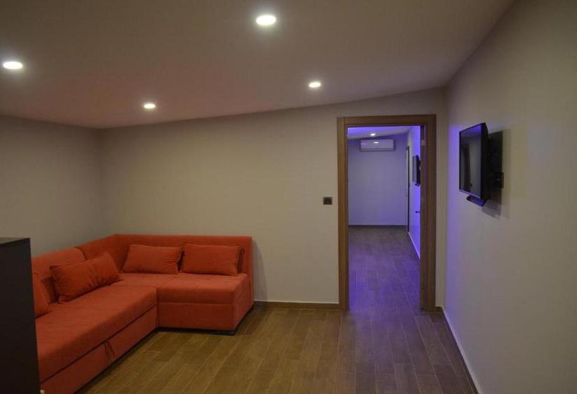 家庭套房, Senler Boutique