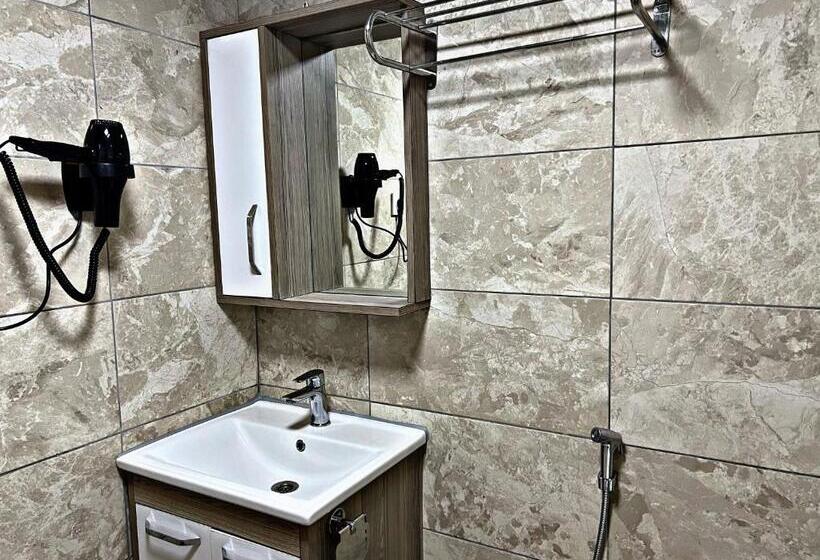 패밀리 방갈로, Sezgin