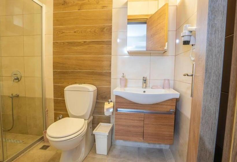 Апартаменты 2 Спальни Вид на Море, Villa Marine