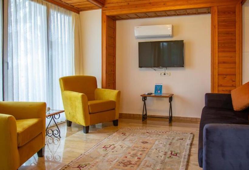 إستديو قياسى مزود بشرفة, Villa Marine