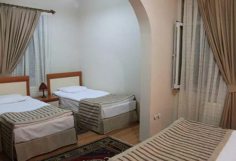 Perhehuone, Yıldız
