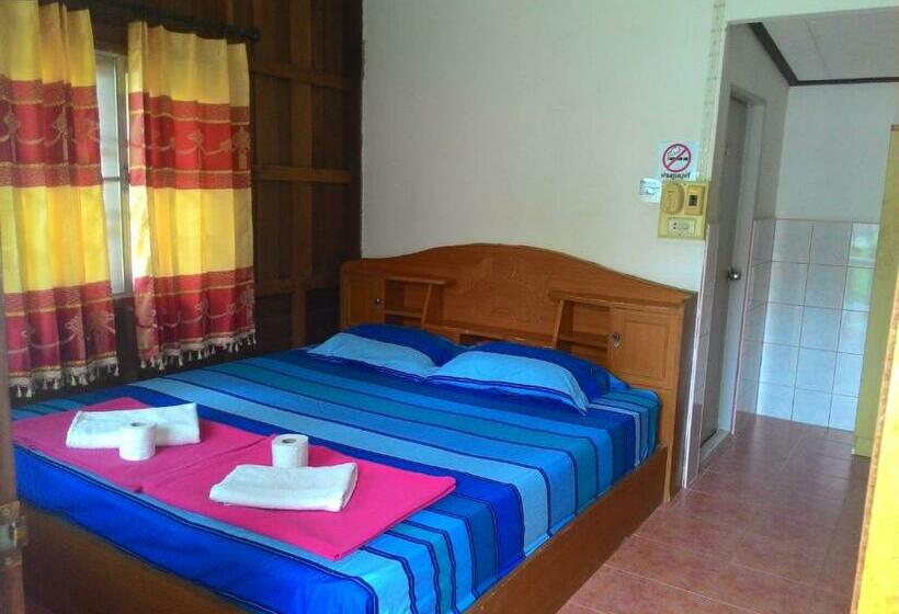 스탠다드 방갈로, Blue Lotus Resort