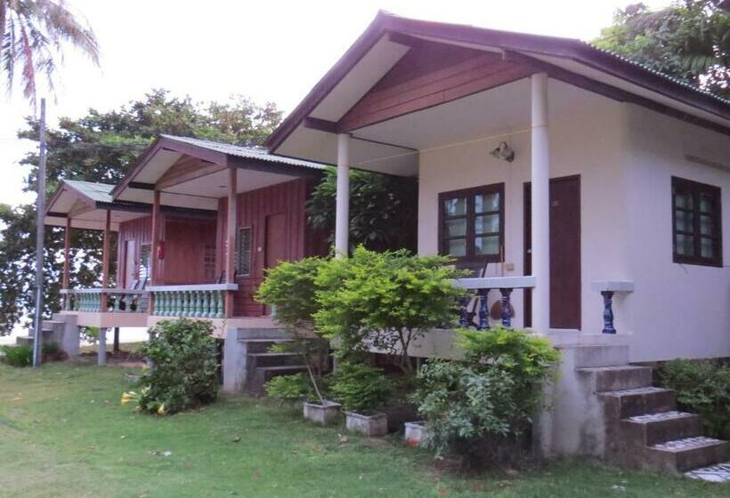 스탠다드 방갈로, Blue Lotus Resort