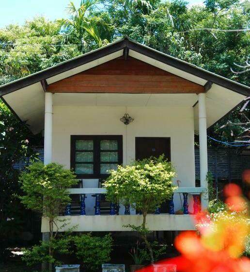 스탠다드 방갈로, Blue Lotus Resort