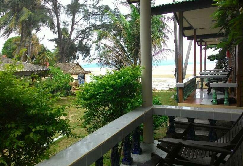 스탠다드 방갈로, Blue Lotus Resort