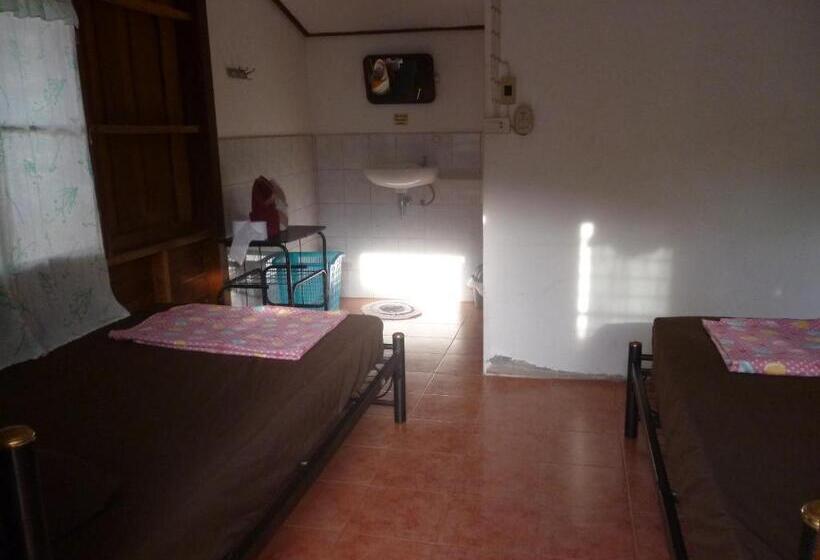 스탠다드 방갈로, Blue Lotus Resort