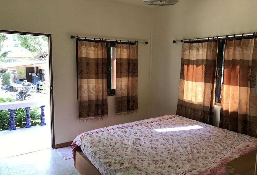 스탠다드 방갈로, Blue Lotus Resort