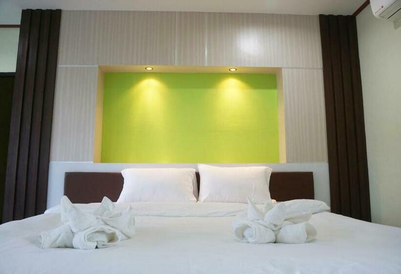 סוויטה, Honey Hotel Chiang Saen
