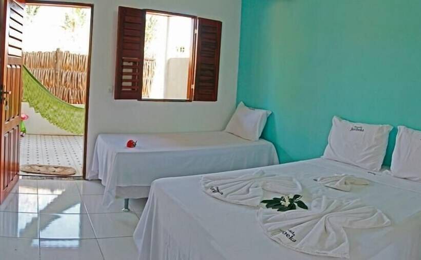 Standaard Driepersoonskamer, Pousada Jeribeka