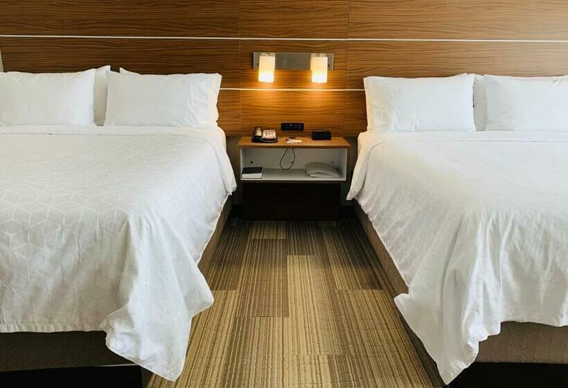 غرفة قياسية, Holiday Inn Express & Suites Moore, An Ihg