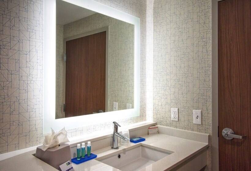 غرفة قياسية, Holiday Inn Express & Suites Moore, An Ihg