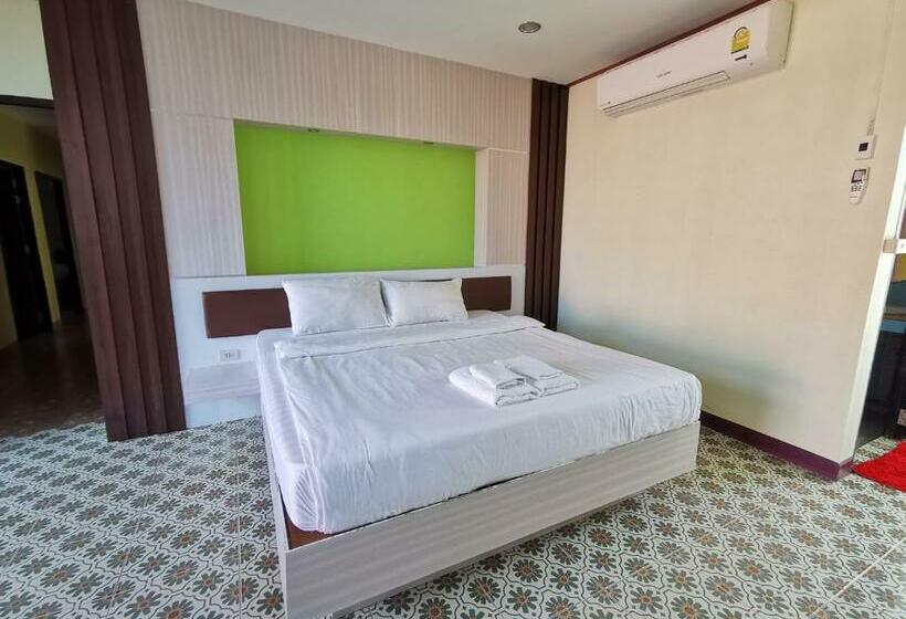 סוויטה, Honey Hotel Chiang Saen