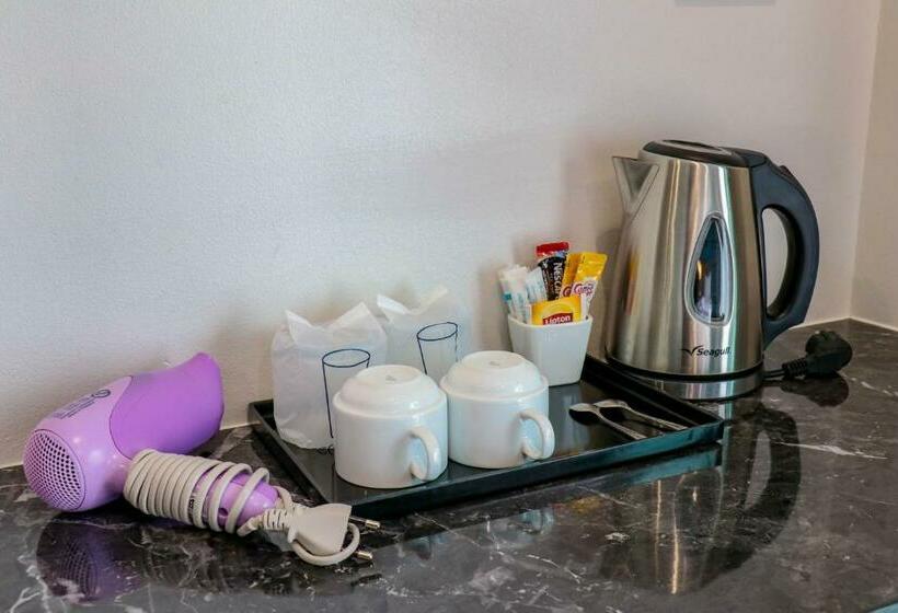 Habitació Deluxe amb Balcó, S2 Airport Residence