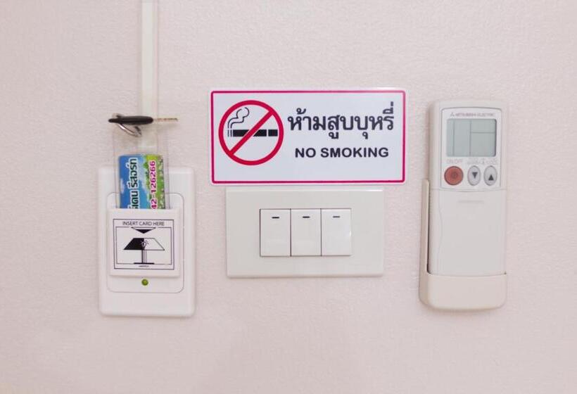 带大床的标准间, Samrong Garden