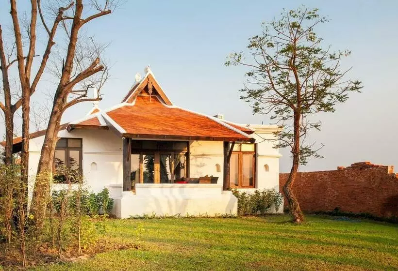 سوئیت با بالکن, Sriwilai Sukhothai