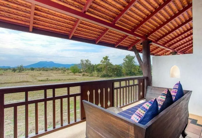 اتاق لوکس با بالکن, Sriwilai Sukhothai