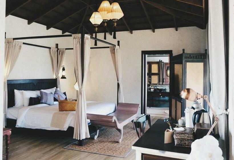 Люкс с Балконом, Sriwilai Sukhothai