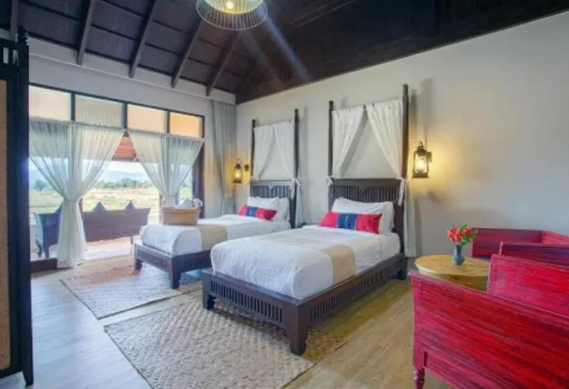 اتاق لوکس, Sriwilai Sukhothai