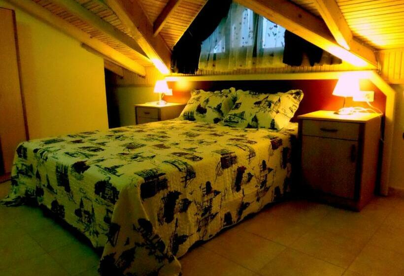 חדר משפחתי, Yaprak