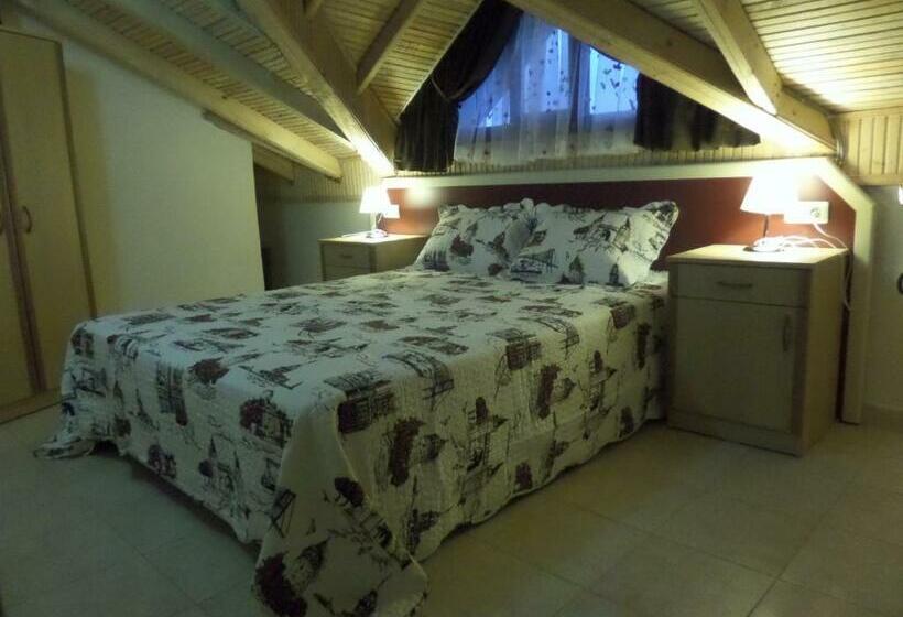 חדר משפחתי, Yaprak