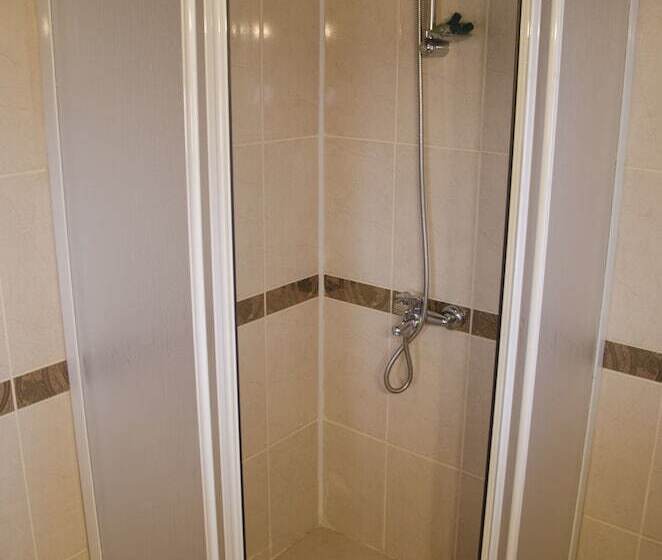 חדר סטנדרט, Yaprak